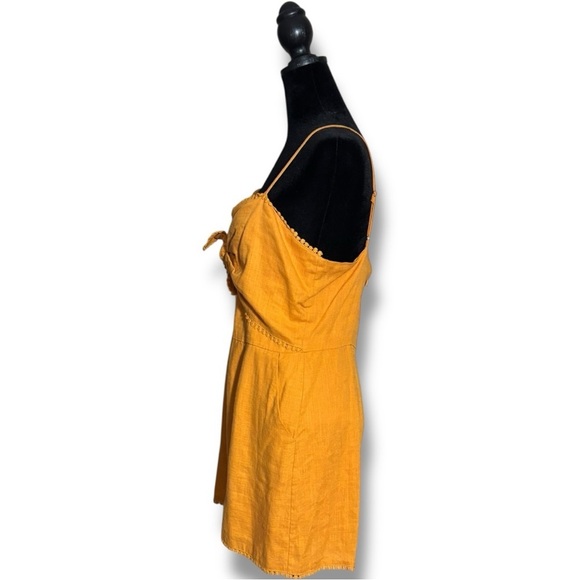 HYGVE Chic Sleeveless Crochet Trim Mustard Adjustable Straps Tie-Front Romper - Picture 3 of 16